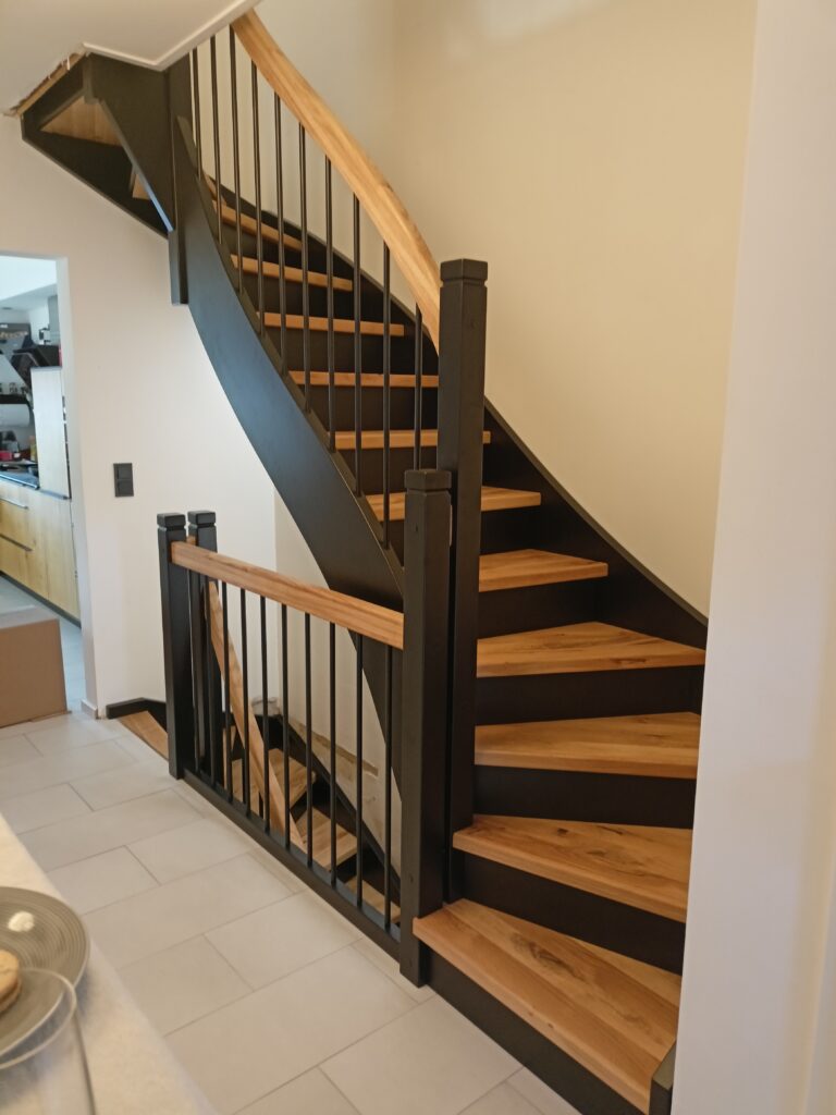 Freitragende Treppe
